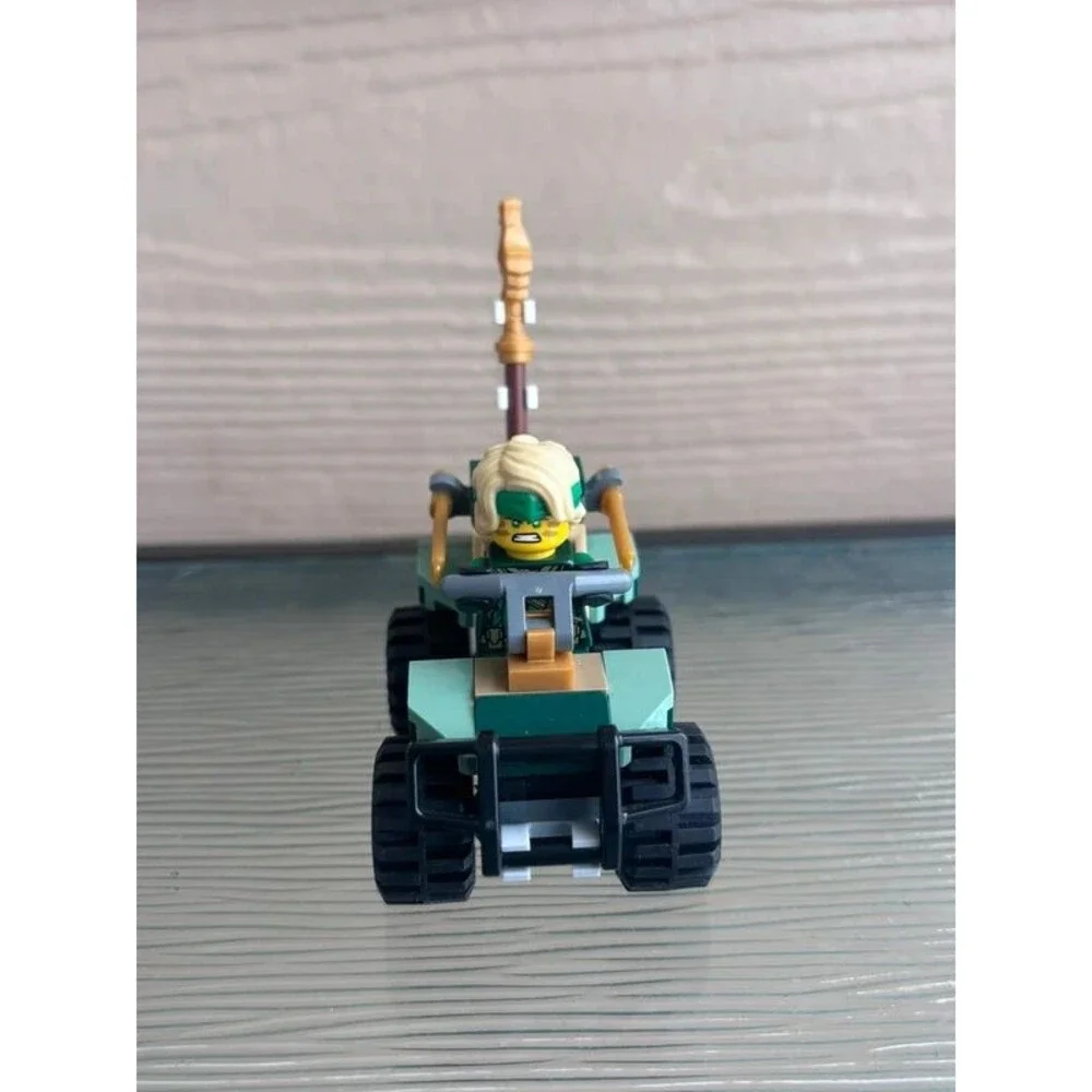 Lego 30359 Lloyd’s Quad Bike